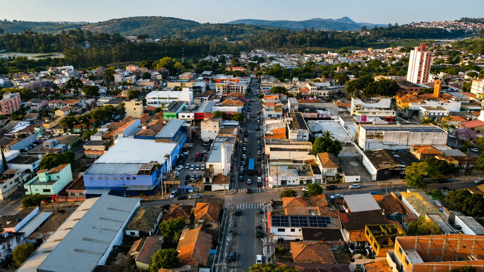 Vista aérea da cidade em expansão